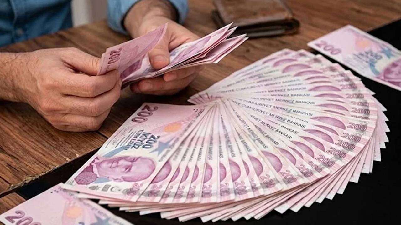 Erken emeklilik bekleyenlere SGK duyurusu: 48-52 yaş arası emeklilik hesabı değişiyor, prim gününüzü kontrol edin! 9